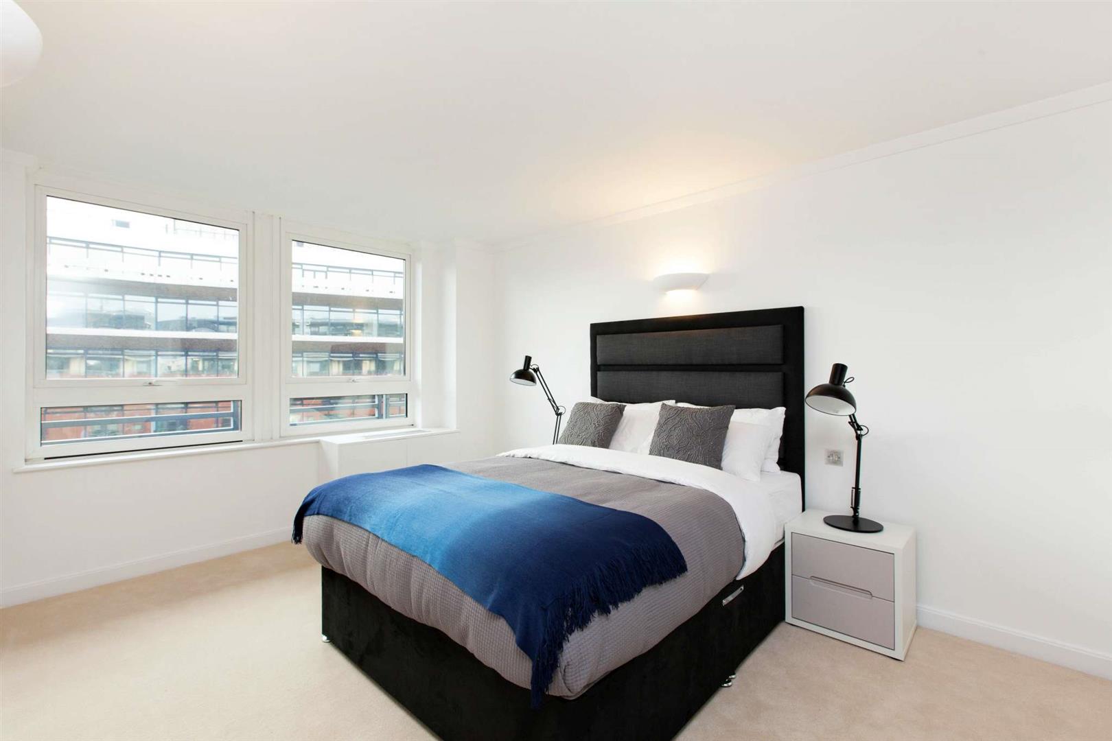 High Holborn, London, WC1V , 3 bed, Apartment, WC1V 6DR, £1,720,000